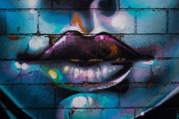 Le strategie di attacco dell’Herpes virus: hacker e terrorista